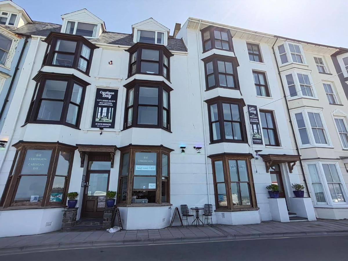 Cardigan Bay Self Catering Accommodation Aberystwyth Ngoại thất bức ảnh