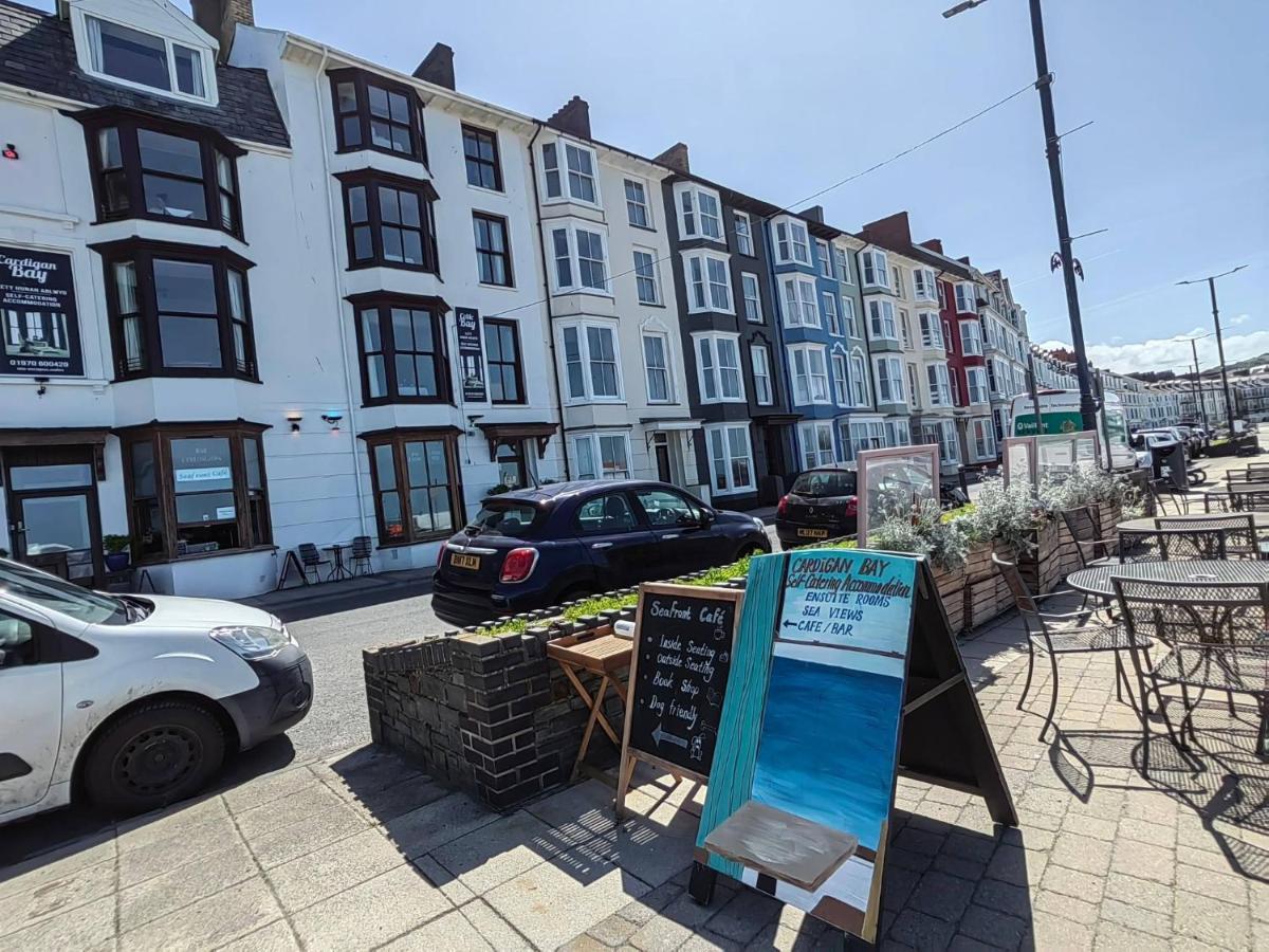 Cardigan Bay Self Catering Accommodation Aberystwyth Ngoại thất bức ảnh