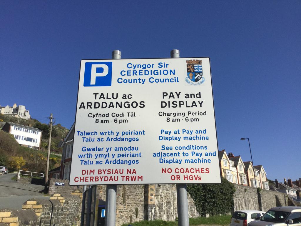 Cardigan Bay Self Catering Accommodation Aberystwyth Ngoại thất bức ảnh