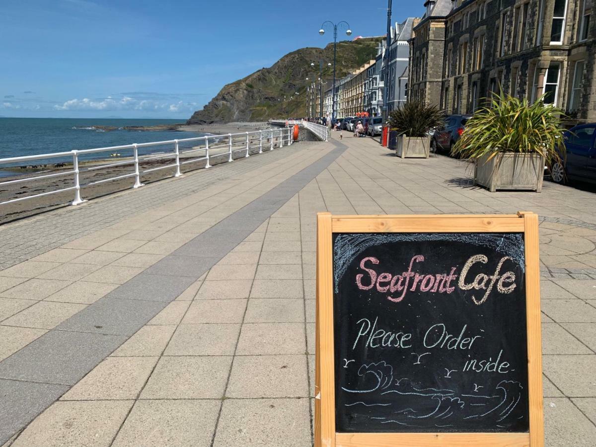Cardigan Bay Self Catering Accommodation Aberystwyth Ngoại thất bức ảnh